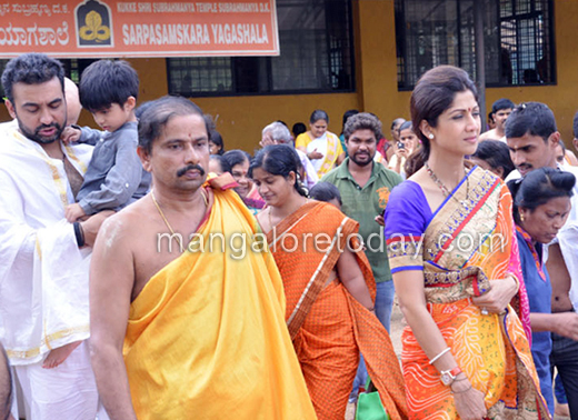 Bolywood actress Shilpa Shetty visits Kukke Subrahmanya Temple